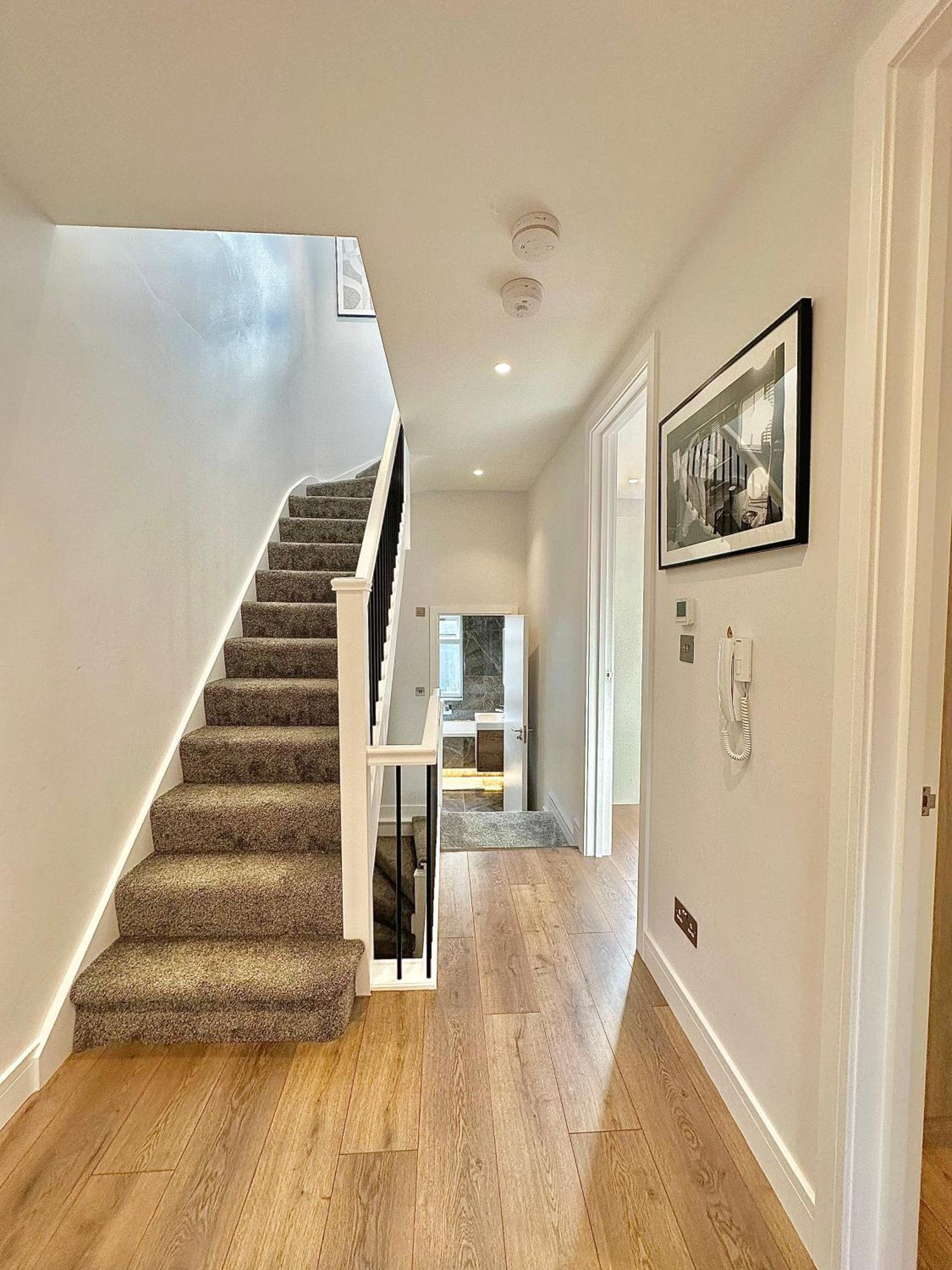 Kensington Penthouse Apartment *